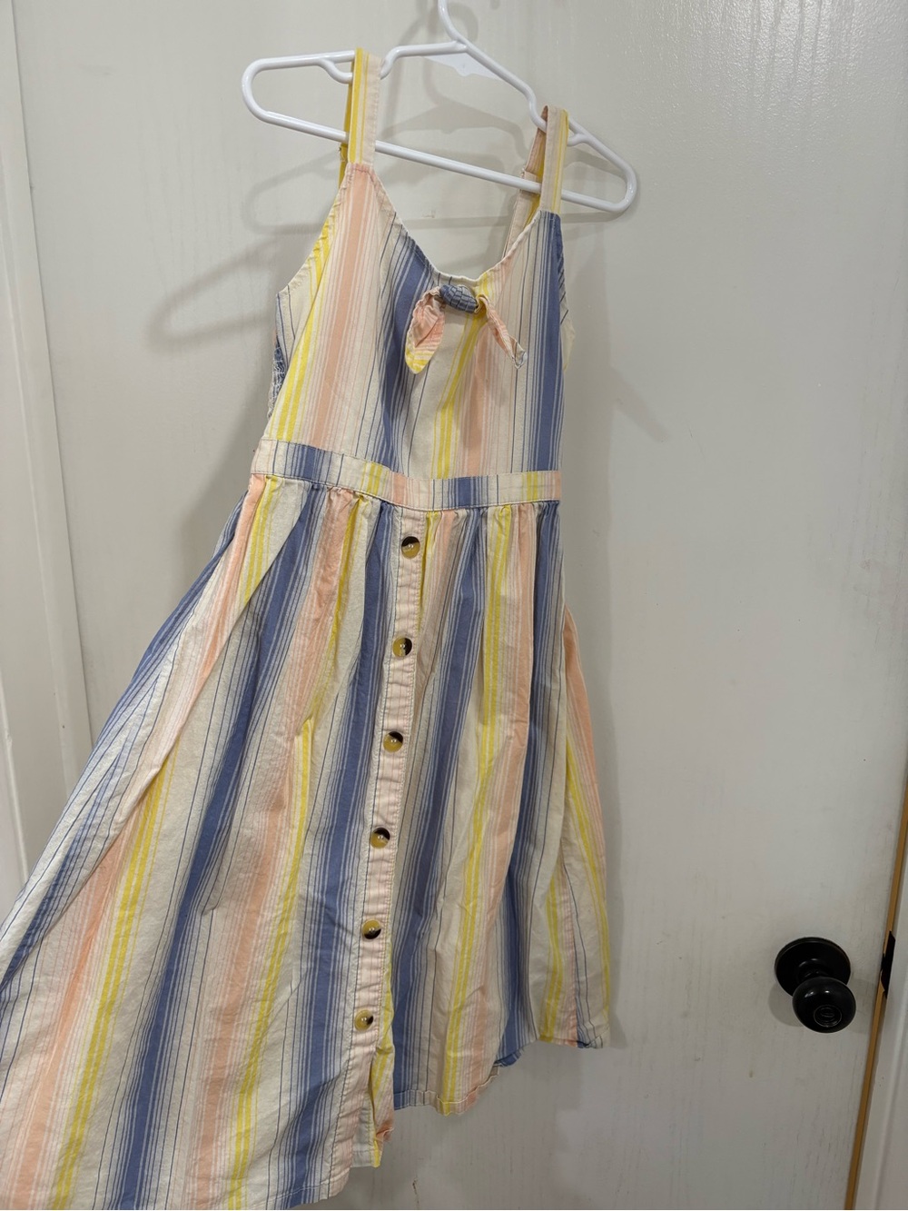 Bundle of 10 girl’s  summer dresses/jumpsuit. Size 10. Comfy casual summer - Picture 9 of 11